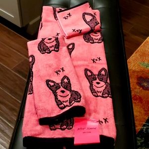 NWT Betsey Johnson Corgi Love Bath Towel Set